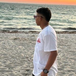 Meet your Posher, Alejandro